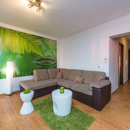 Apartment Vrulja